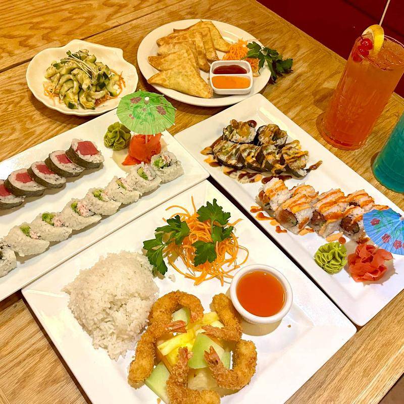 Pacific Paradise Asian Dine-In and Sushi Bar restaurant in Albuquerque - photo 2