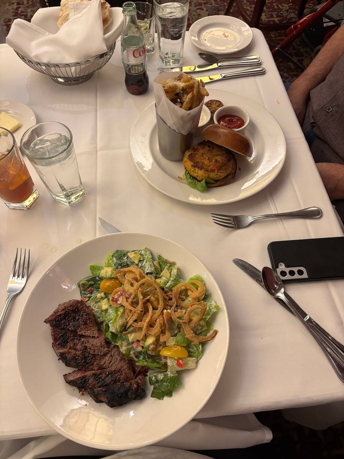 The Capital Grille restaurant in Philadelphia - photo 4
