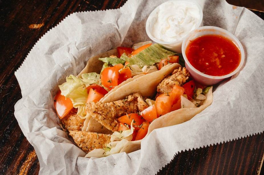 Perry's Sports Bar and Grill