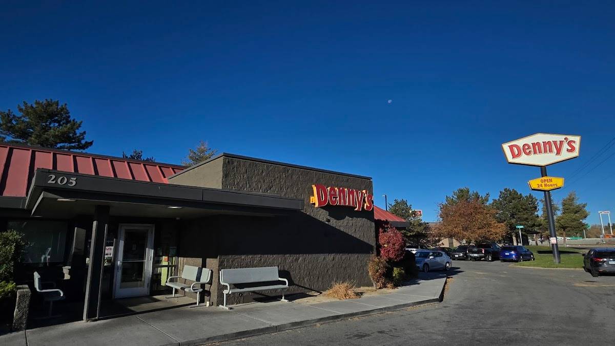 Denny's restaurant in Sparks - photo 5