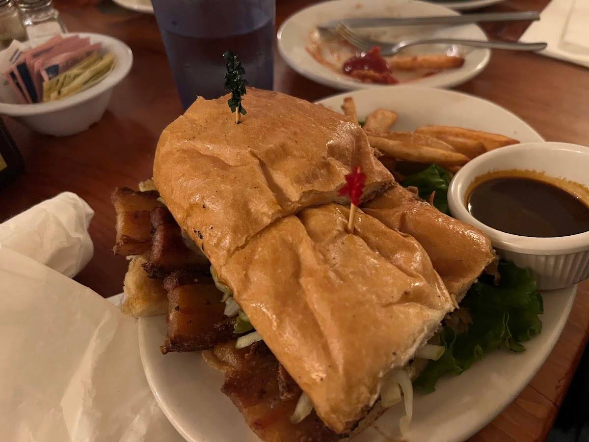 Jamie's Broadway Grille restaurant in Sacramento - photo 5