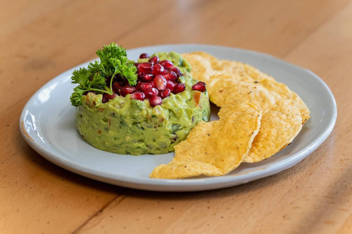 Sabor Cocina Latina & Bar restaurant in Fresno - photo 2