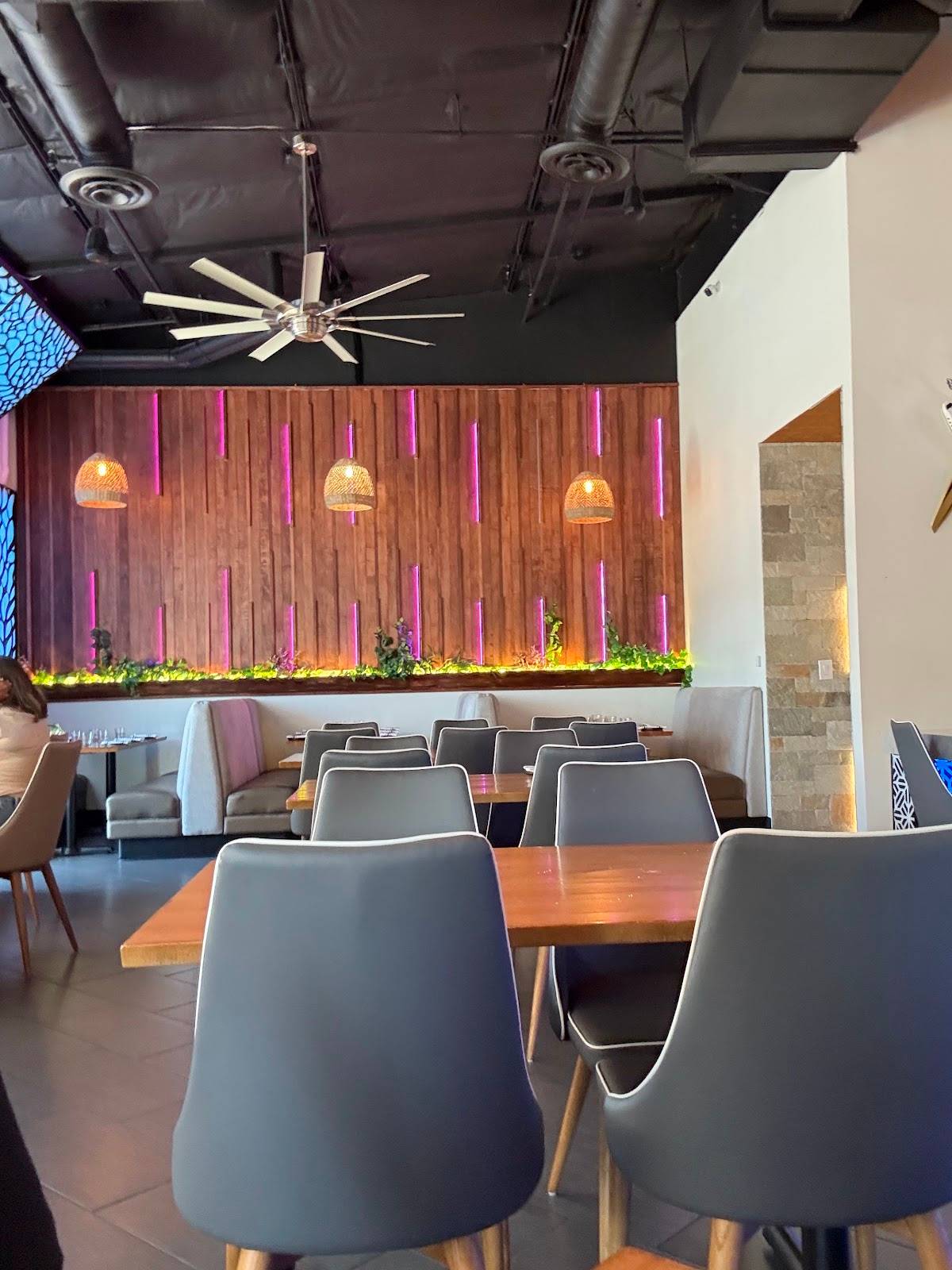 Sabor Cocina Latina & Bar restaurant in Fresno - photo 5