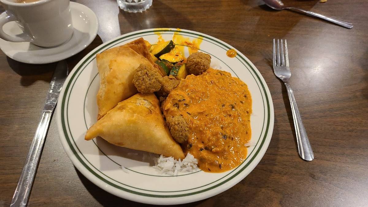 India Palace restaurant in San Antonio - photo 2