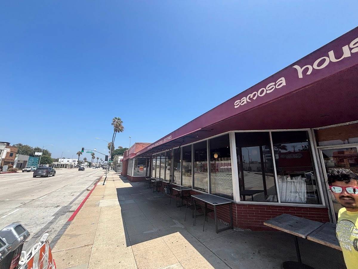 Samosa House restaurant in Los Angeles - photo 4