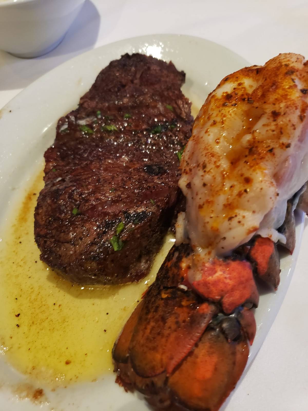 Ruth's Chris Steak House restaurant in Metairie - photo 3