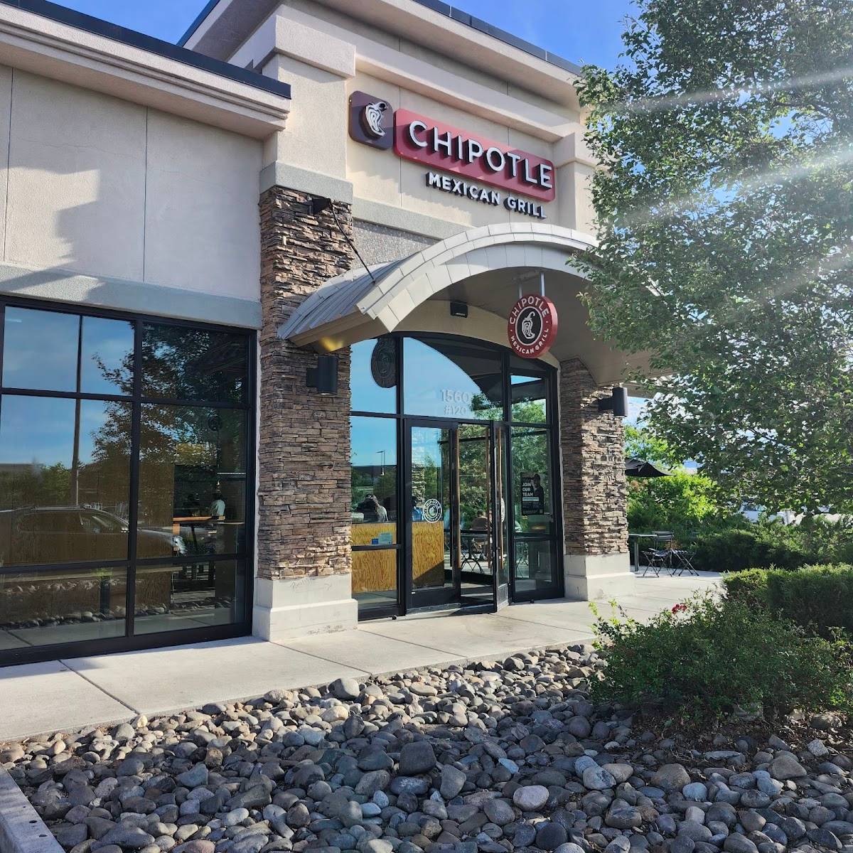 Chipotle Mexican Grill restaurant in Sparks - photo 5