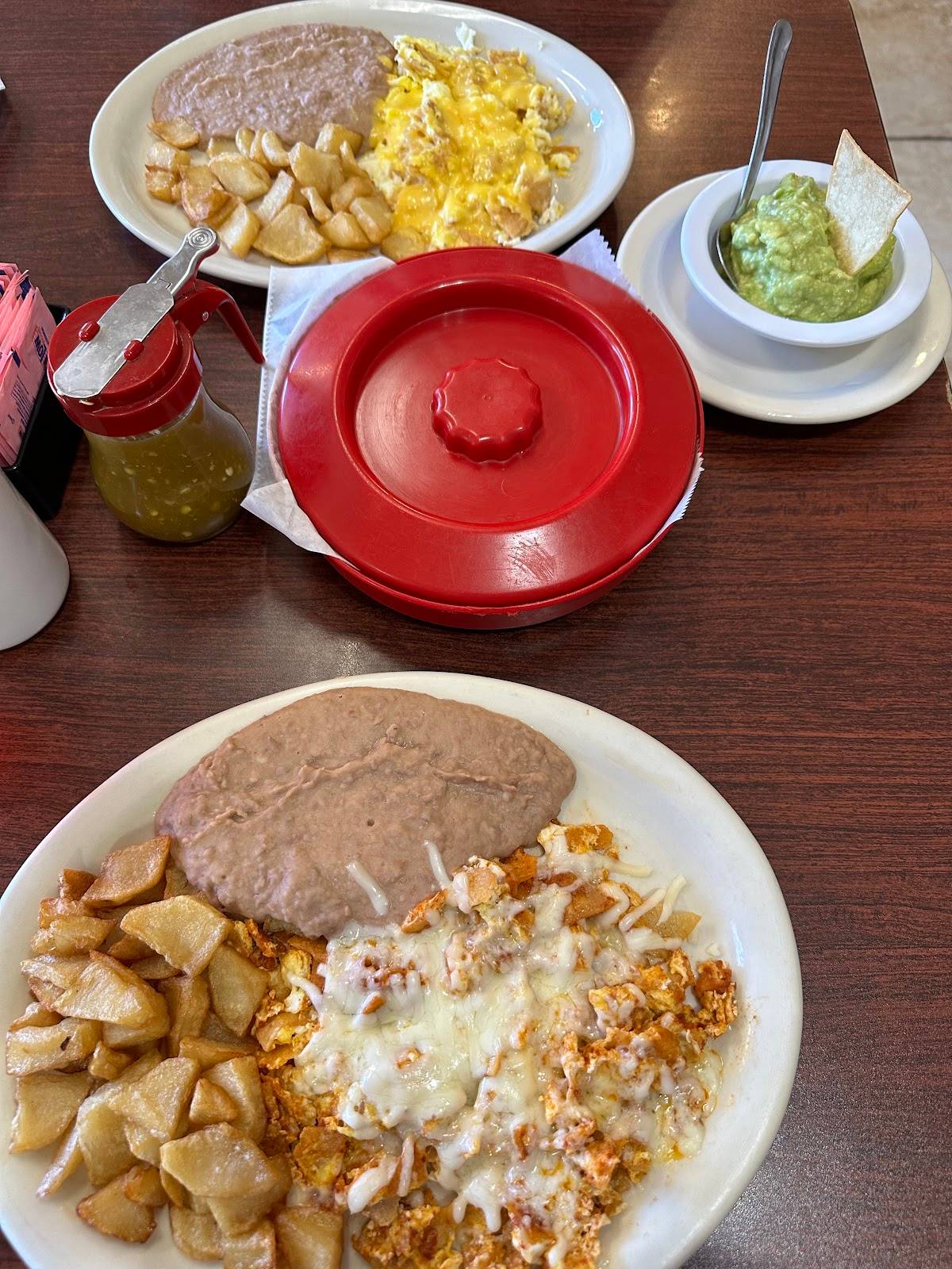 Las Palmas restaurant in San Antonio - photo 3