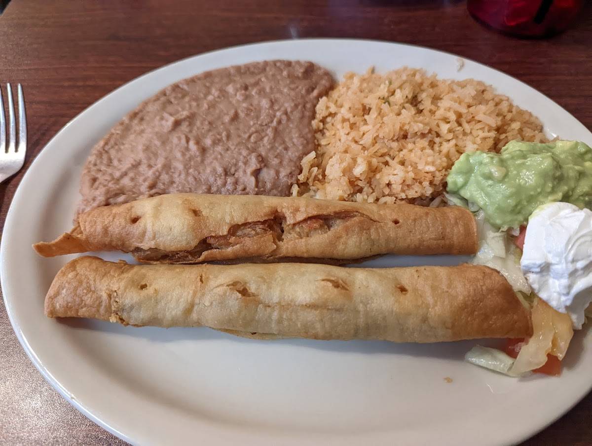 Las Palmas restaurant in San Antonio - photo 5
