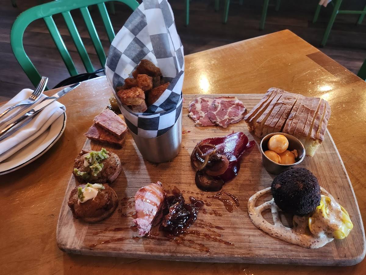Toups Meatery restaurant in New Orleans - photo 3