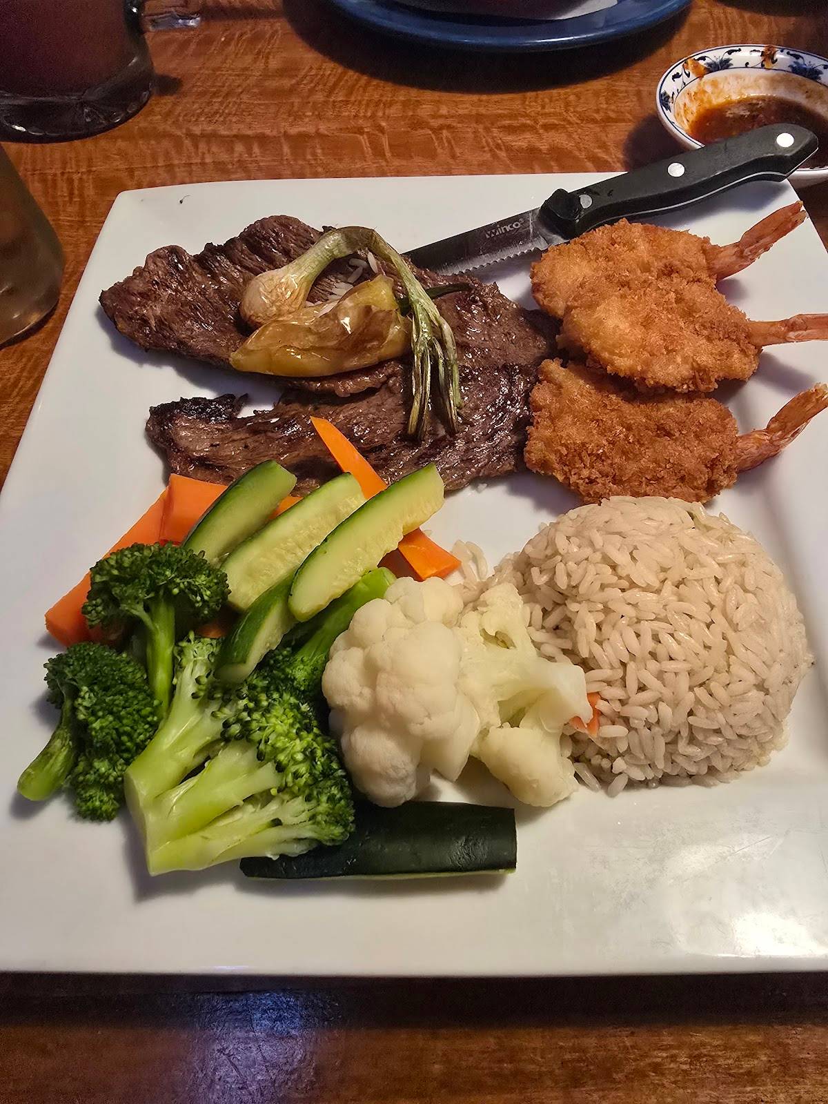 El 7 mares restaurant in Los Angeles - photo 3