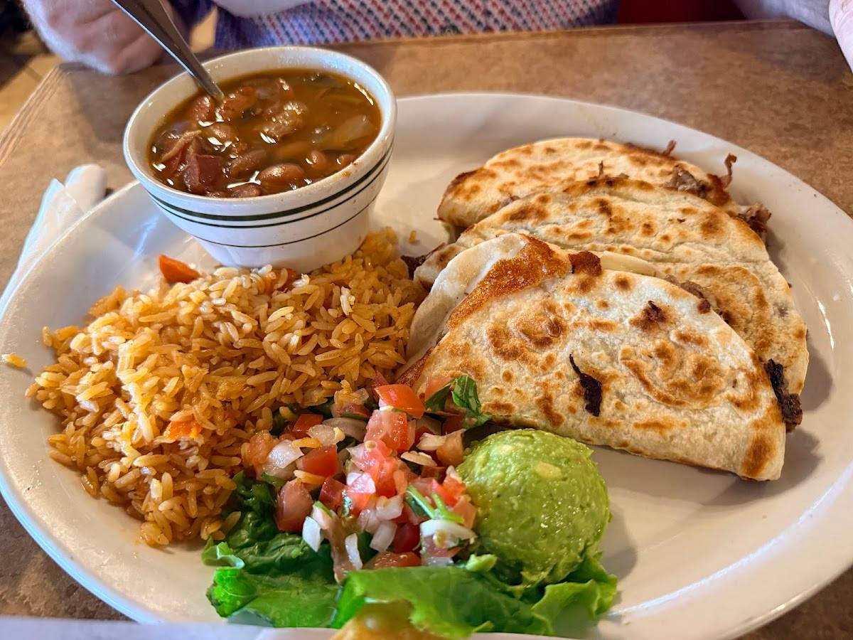 Doña Chela 3 restaurant in Pasadena - photo 5