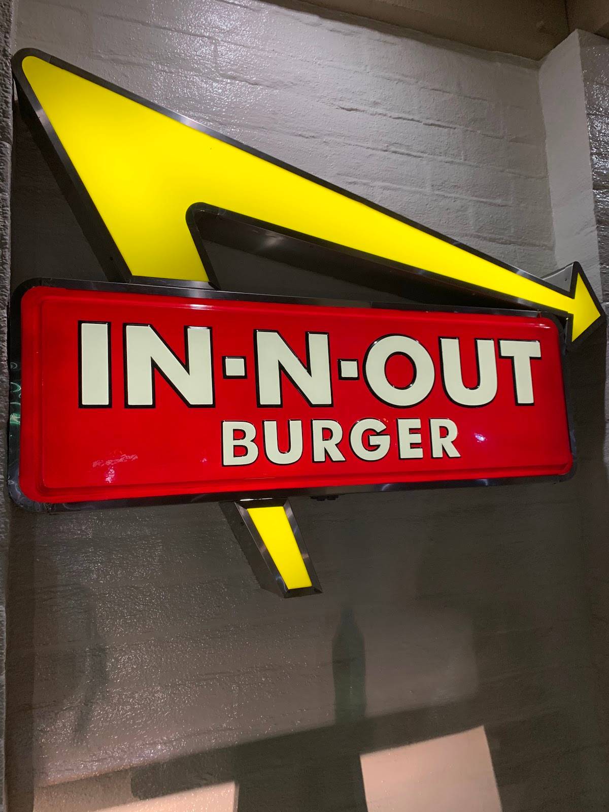 In-N-Out Burger restaurant in Placentia - photo 5