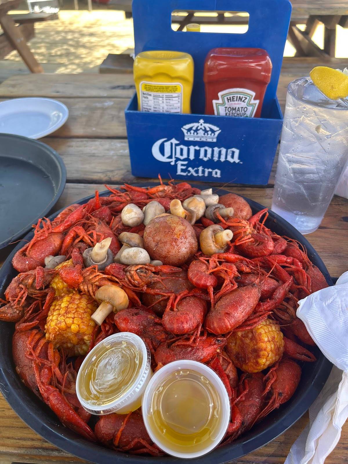 Sam's Boat restaurant in Houston - photo 3