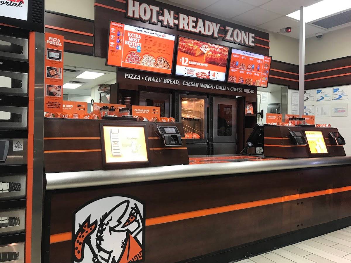 Little Caesars Pizza restaurant in Houston - photo 5