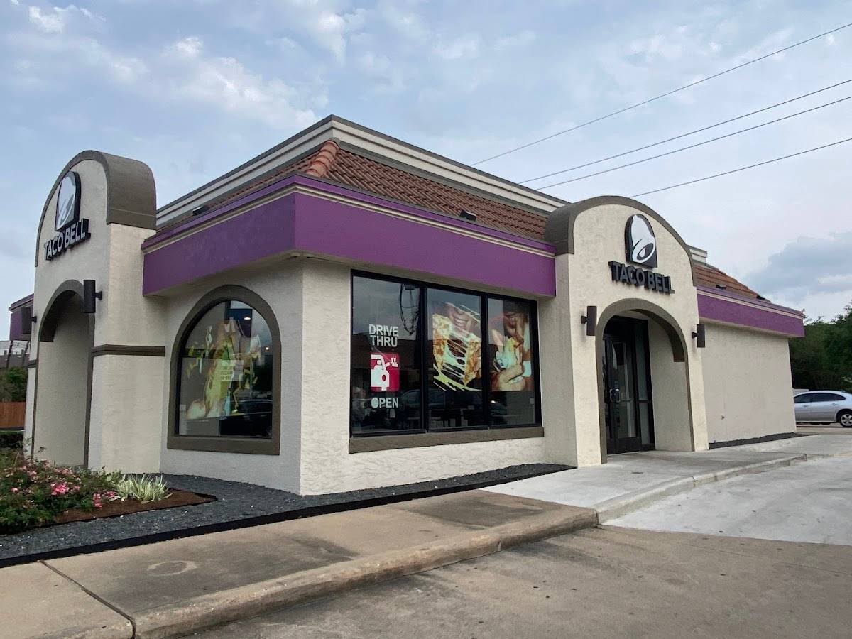 Taco Bell restaurant in Houston - photo 5