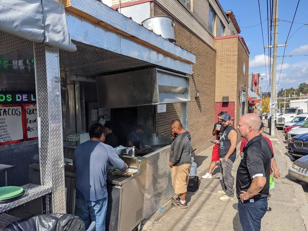 Las Palmas Tacos restaurant in Pittsburgh - photo 3
