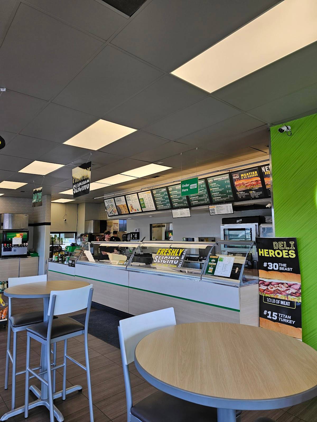 Subway restaurant in Redmond - photo 3
