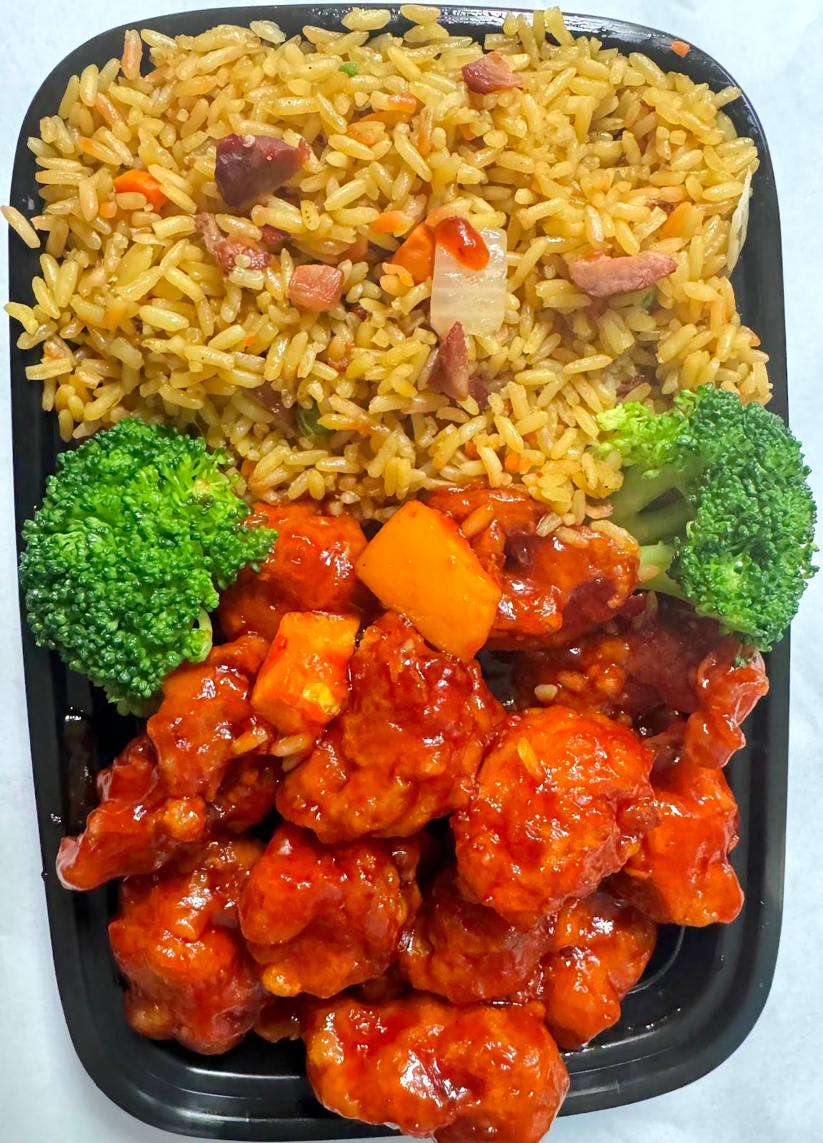 Yum Yum Express‎ restaurant in West Palm Beach - photo 2