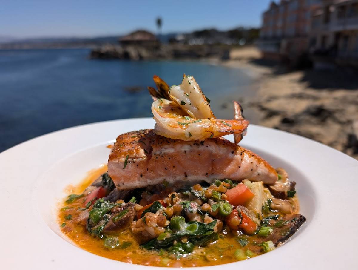 Fish Hopper restaurant in Monterey - photo 2