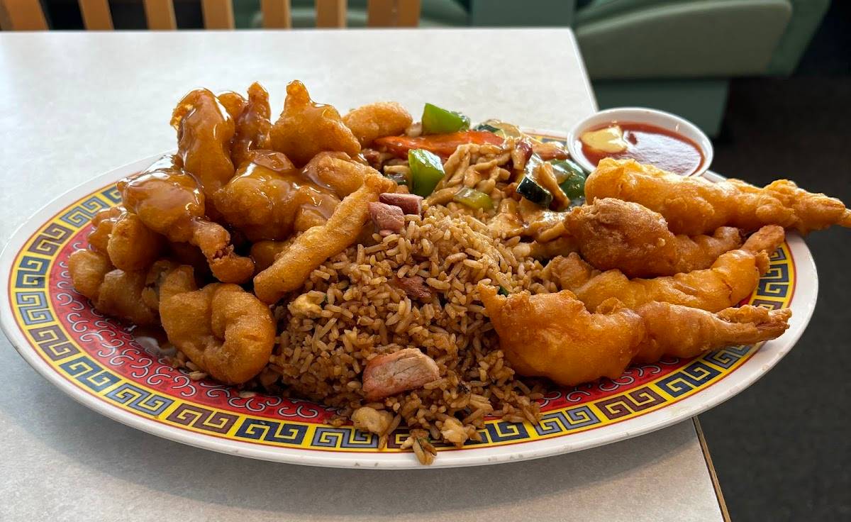 Gee's Family Restaurant restaurant in Prineville - photo 2