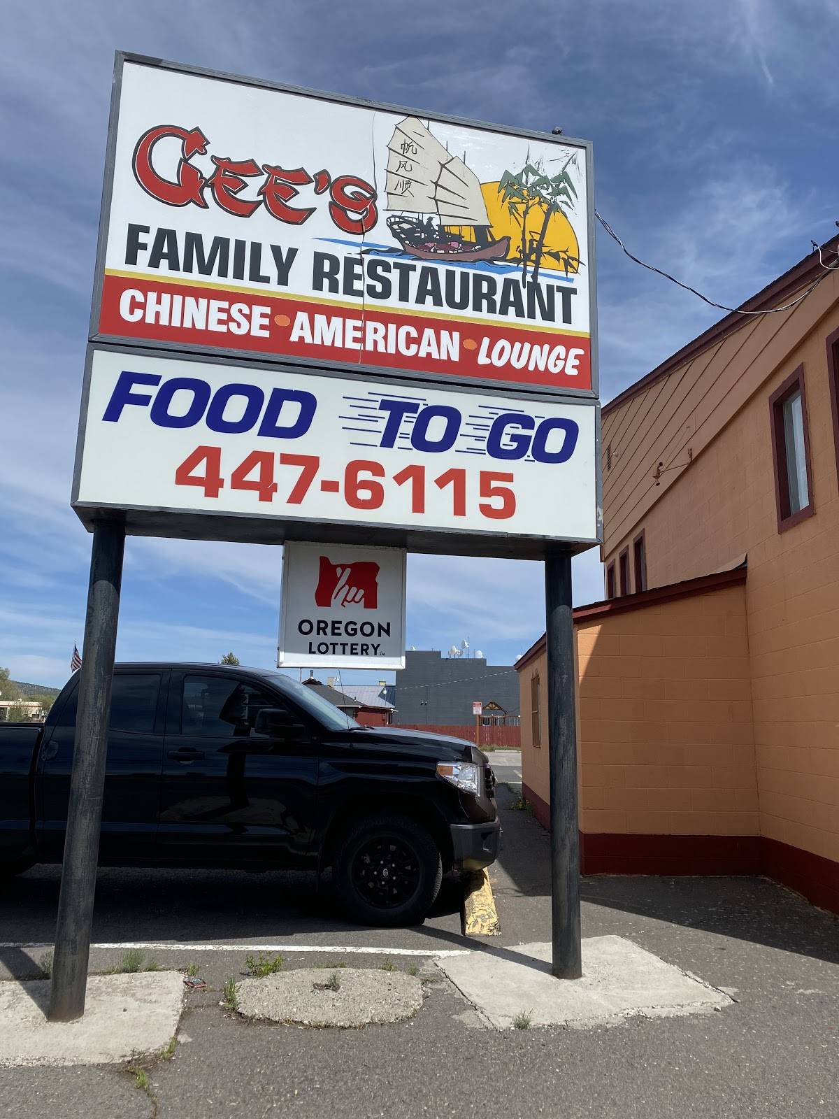 Gee's Family Restaurant restaurant in Prineville - photo 3