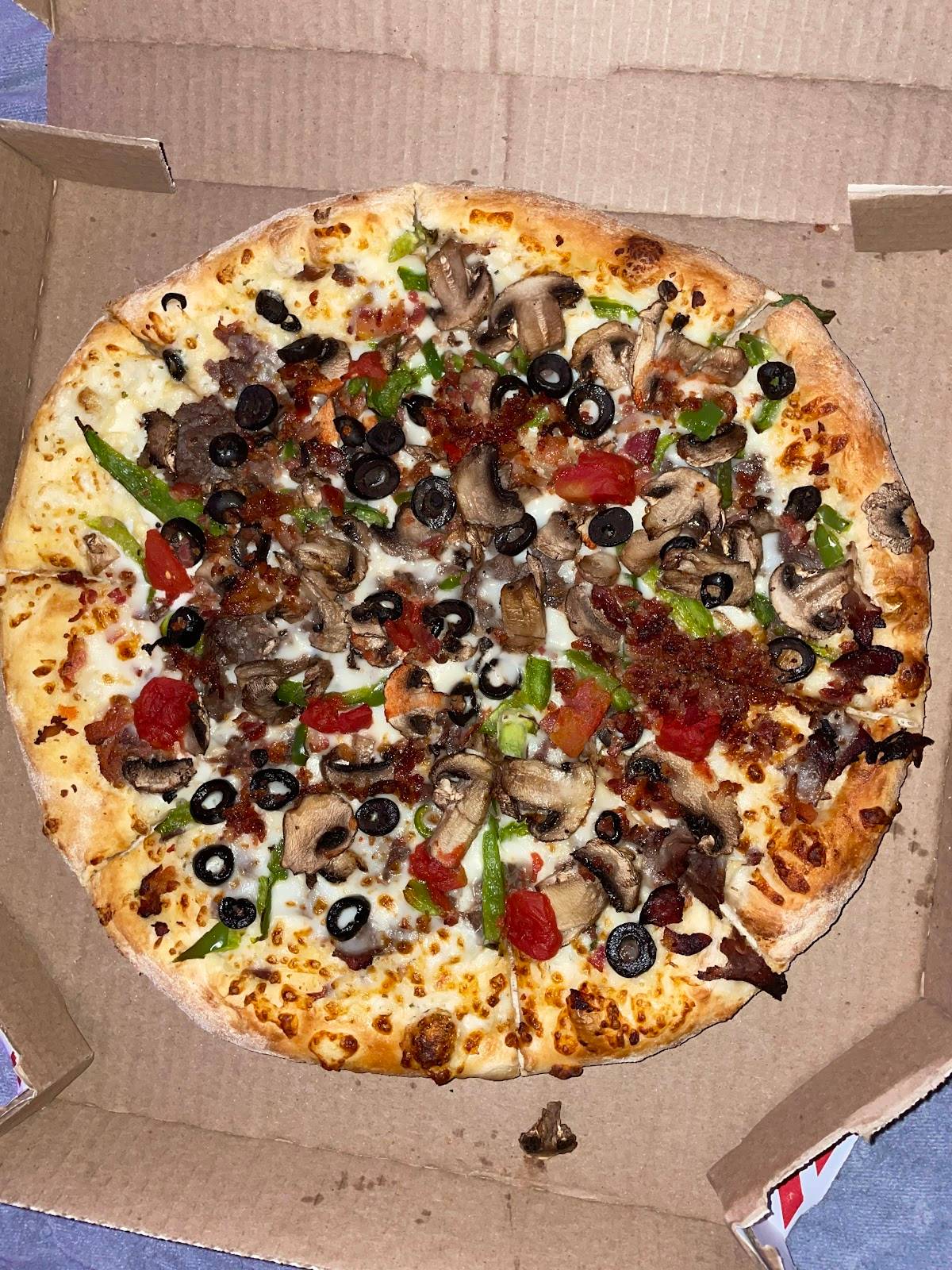 Domino's Pizza restaurant in Miami - photo 4