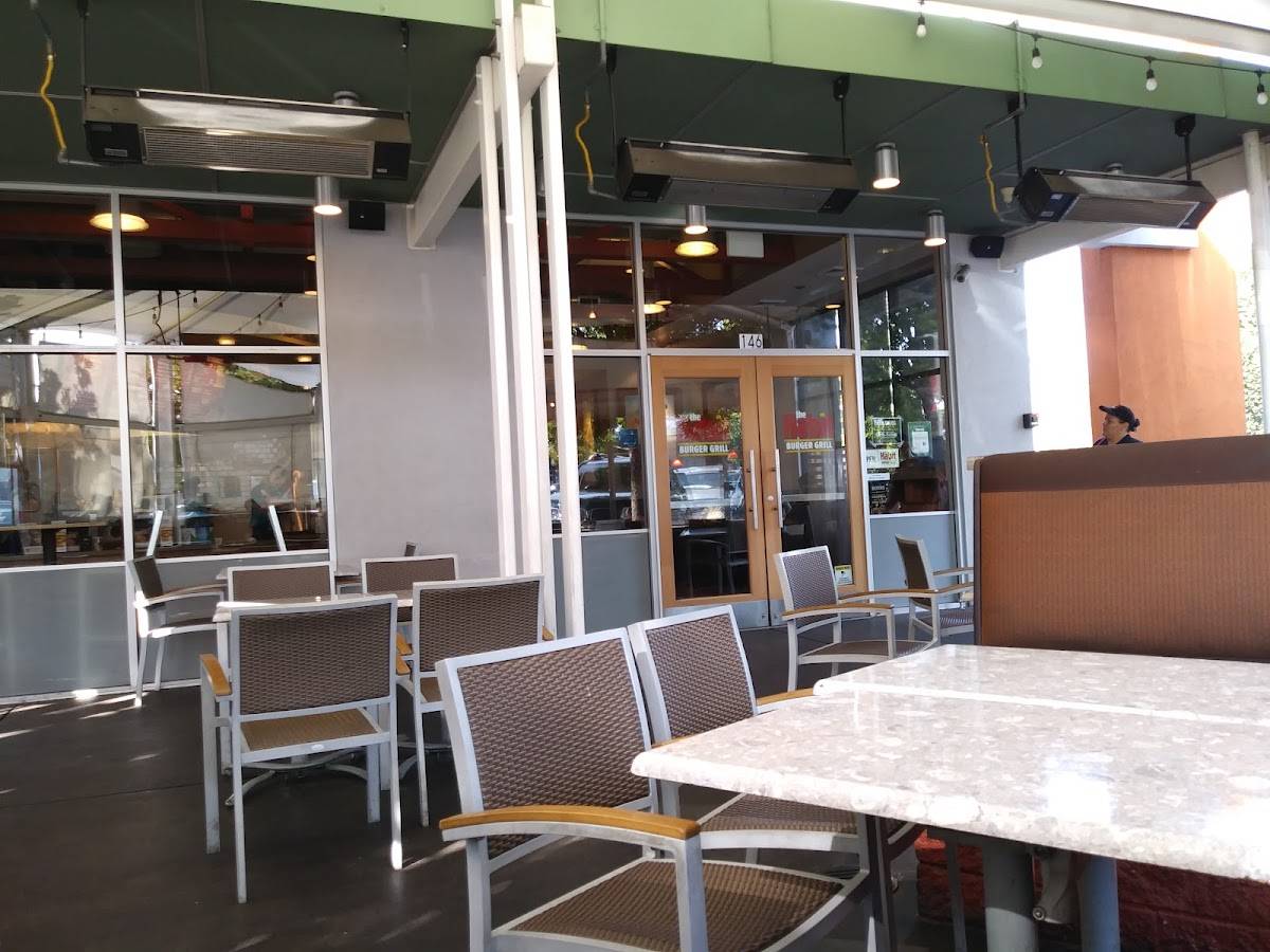Habit Burger & Grill restaurant in Sunnyvale - photo 5