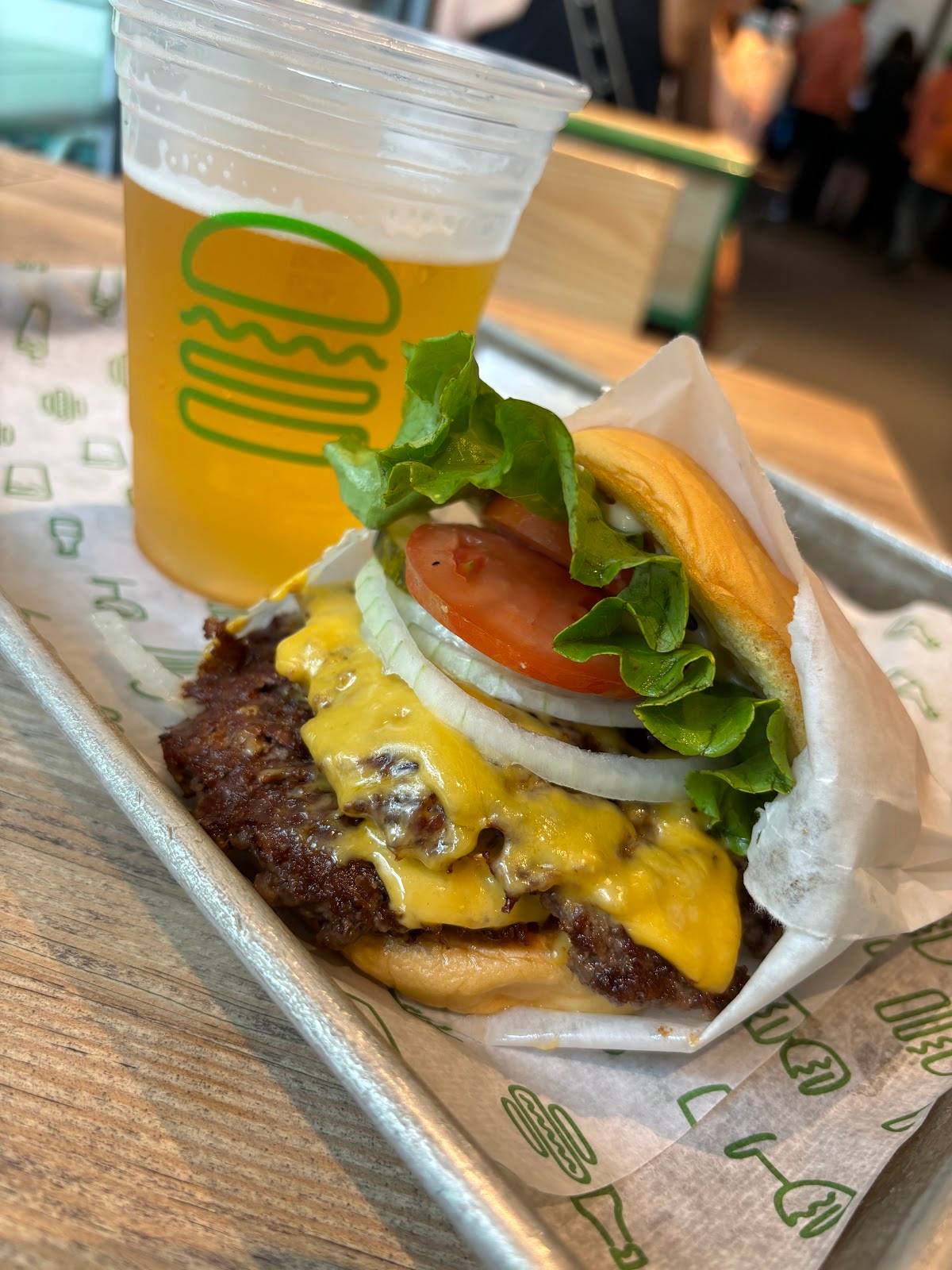 Shake Shack Battery Park City restaurant in New York - photo 3