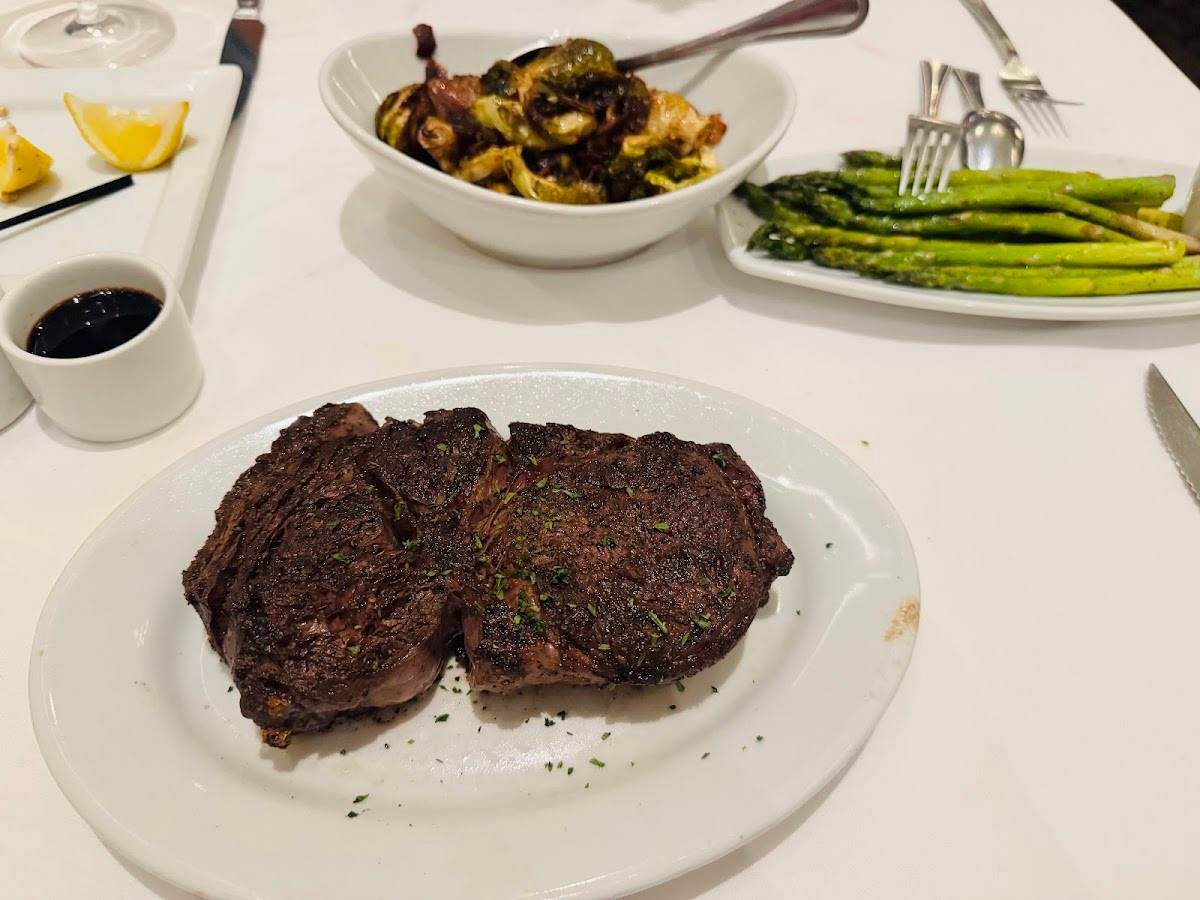 Ruth's Chris Steak House restaurant in Garden City - photo 3