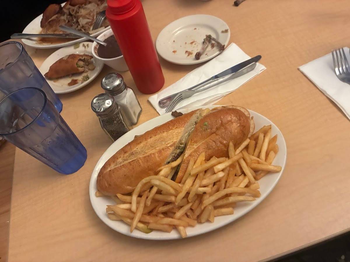 Versailles Cuban Food- Venice Blvd restaurant in Los Angeles - photo 3