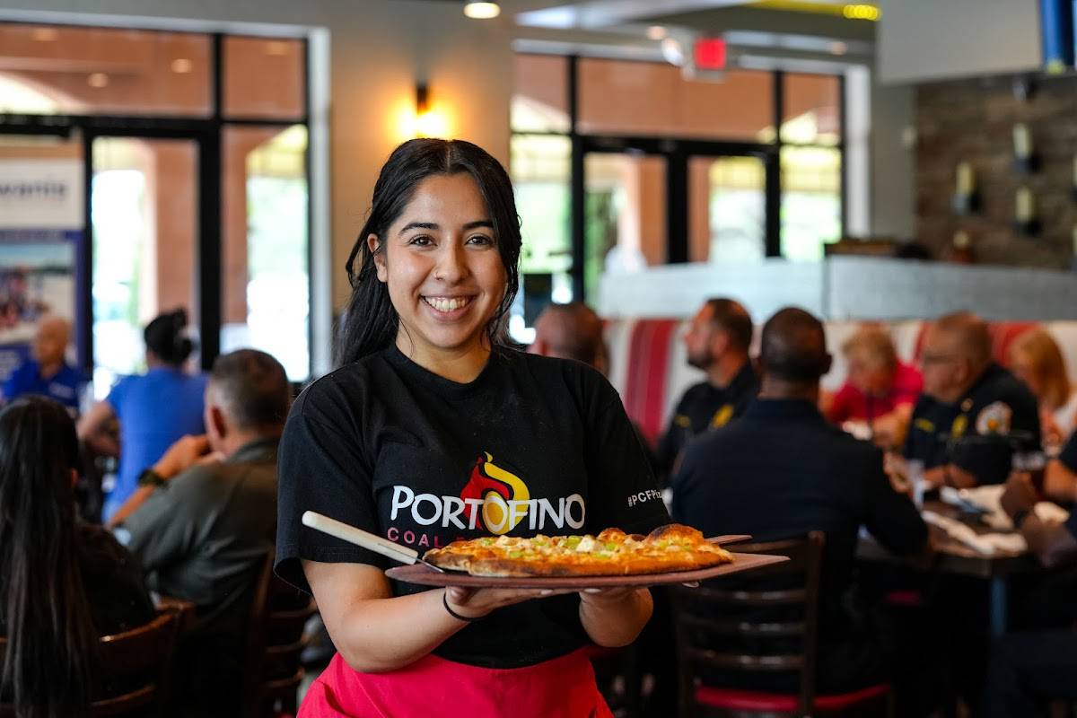 Portofino Coal Fired Pizza restaurant in Homestead - photo 3