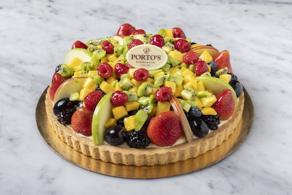 Porto's Bakery and Cafe restaurant in Glendale - photo 2