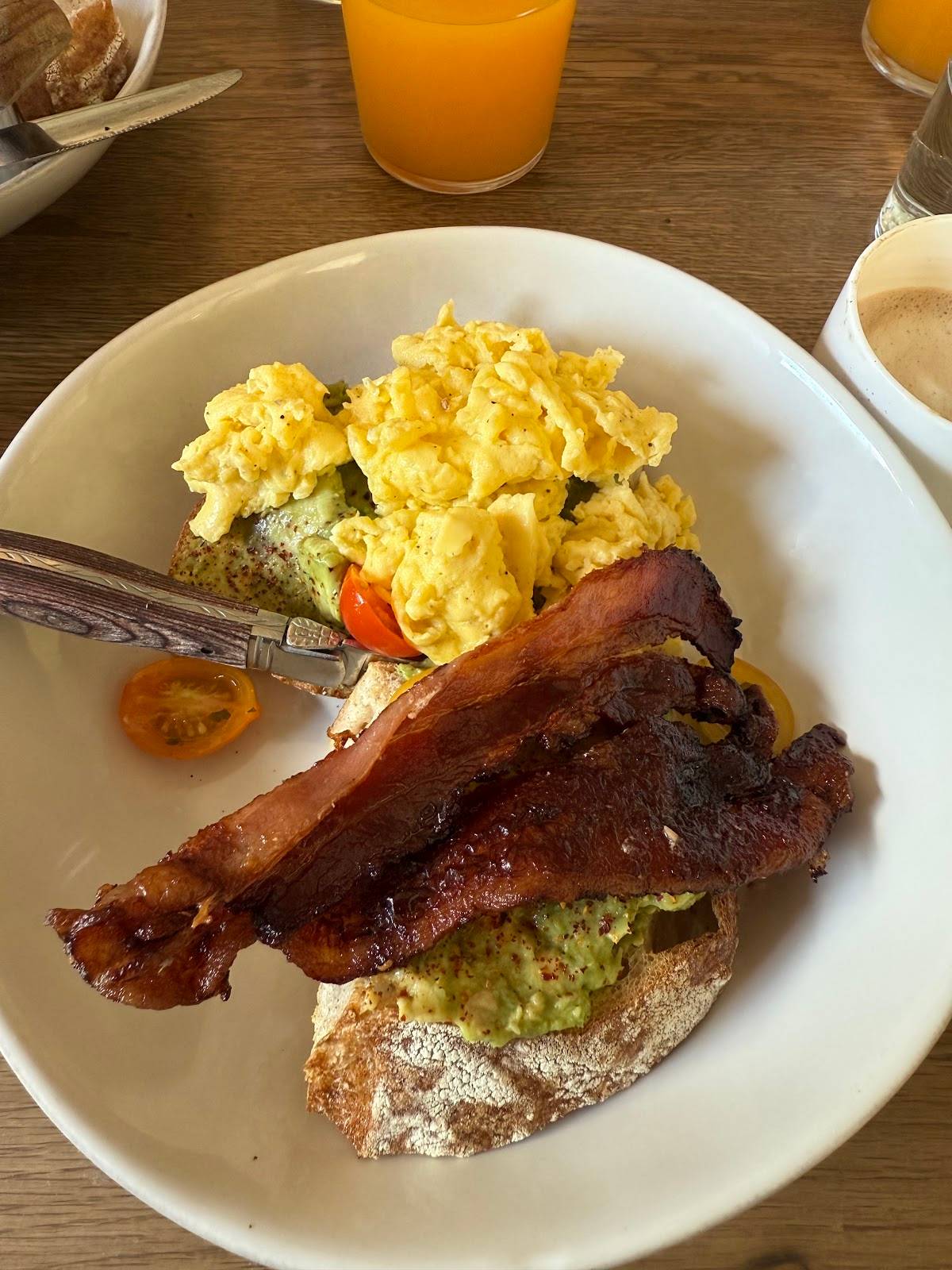 Tiny's No. 5 restaurant in Houston - photo 4