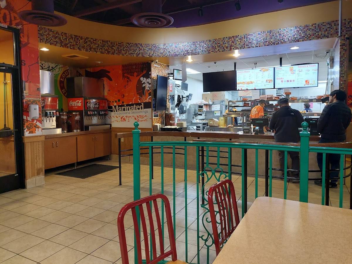 Popeyes Louisiana Kitchen restaurant in Sparks - photo 4