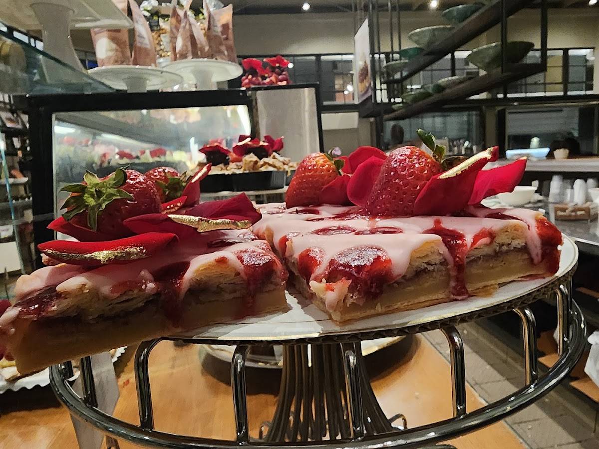 Extraordinary Desserts restaurant in San Diego - photo 5