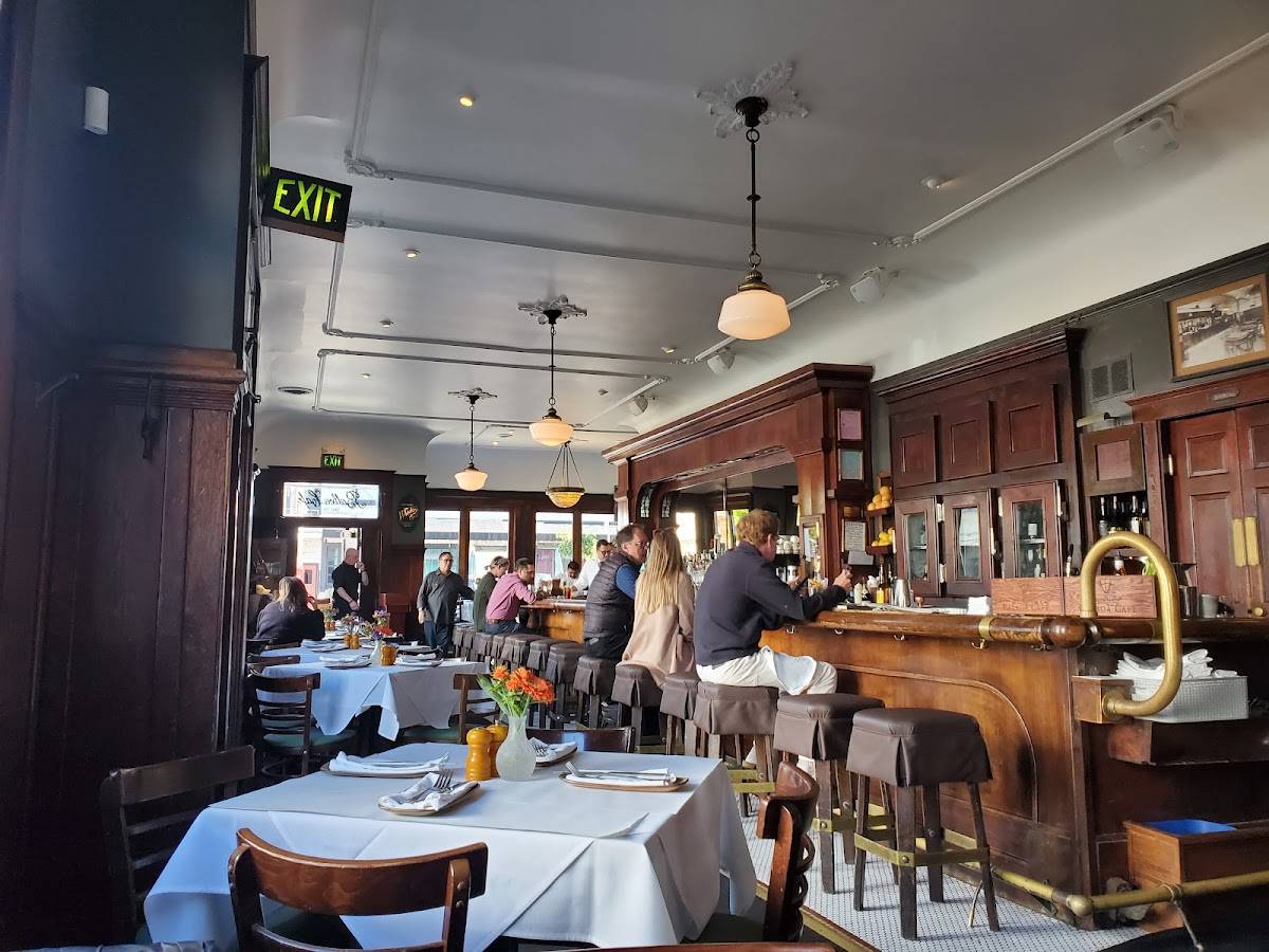 Balboa Cafe restaurant in San Francisco - photo 5