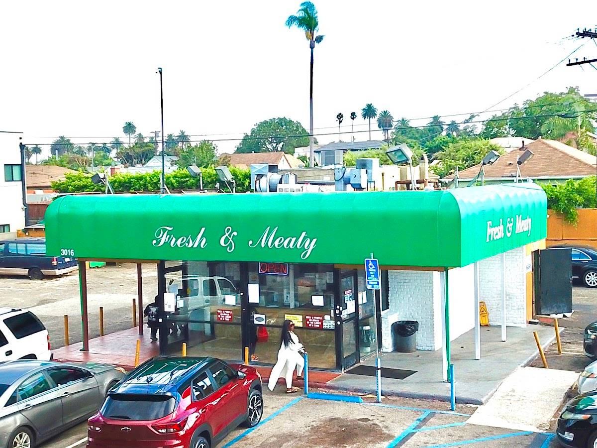 Fresh and Meaty Burgers, Inc. restaurant in Los Angeles - main photo
