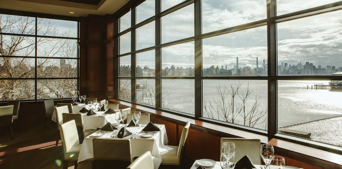 Fleming’s Prime Steakhouse & Wine Bar