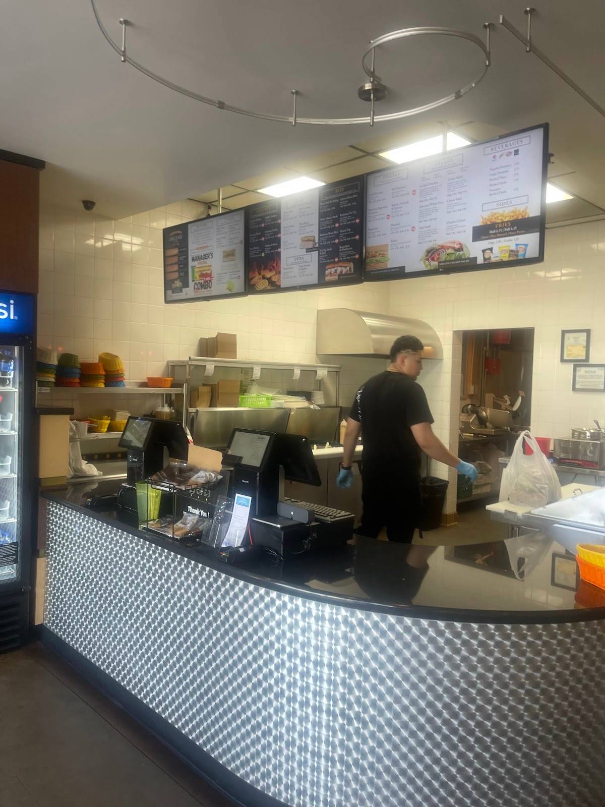 Deli Delicious #04 - Palm & Nees restaurant in Fresno - photo 3