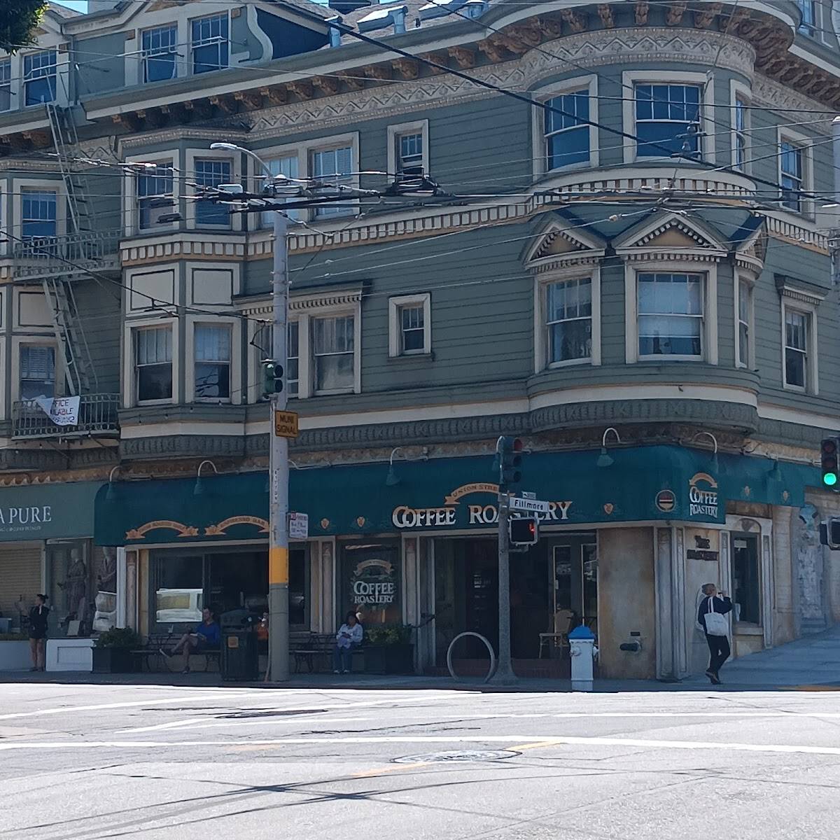 Union Street Coffee Roastery restaurant in San Francisco - photo 3