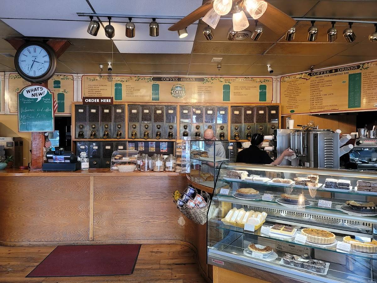 Union Street Coffee Roastery restaurant in San Francisco - photo 4