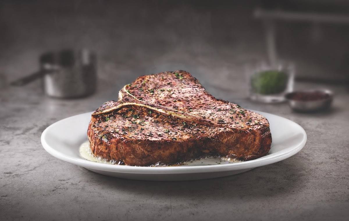 Ruth's Chris Steak House restaurant in Honolulu - photo 2