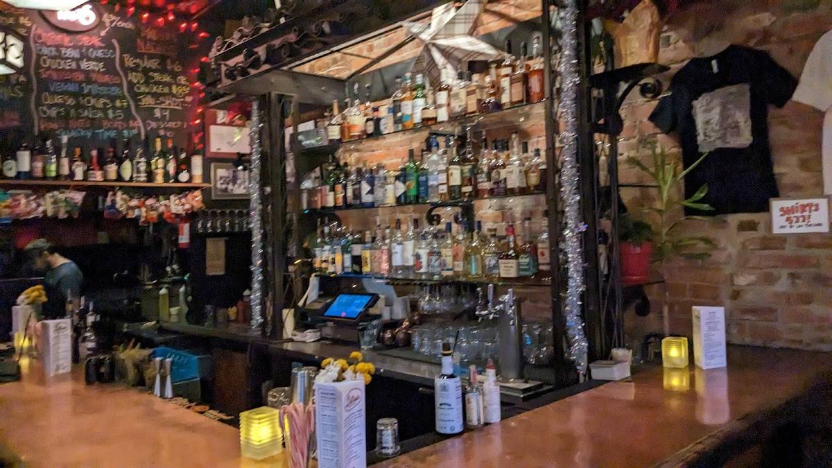 Lottie's Lounge restaurant in Seattle - photo 4