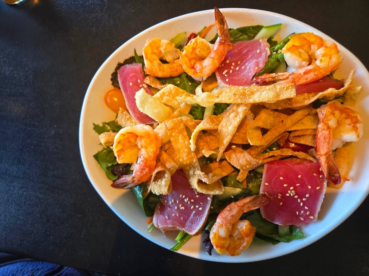 Killer Shrimp restaurant in Marina del Rey - photo 3