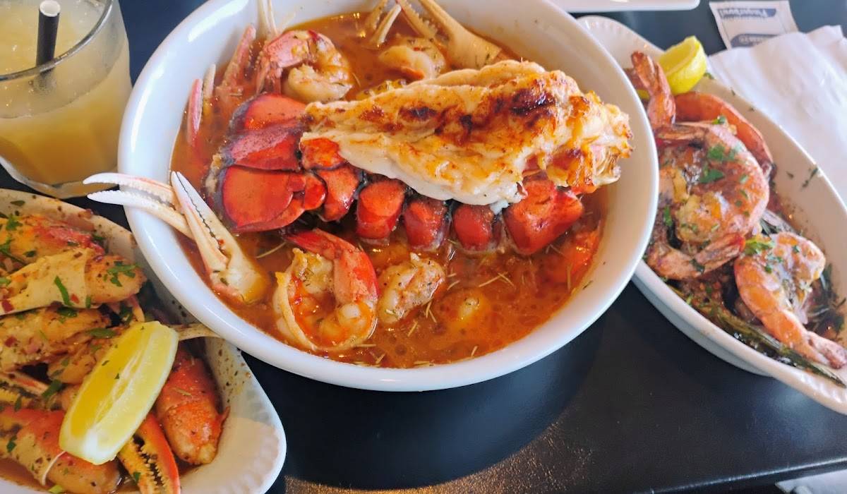 Killer Shrimp restaurant in Marina del Rey - photo 5