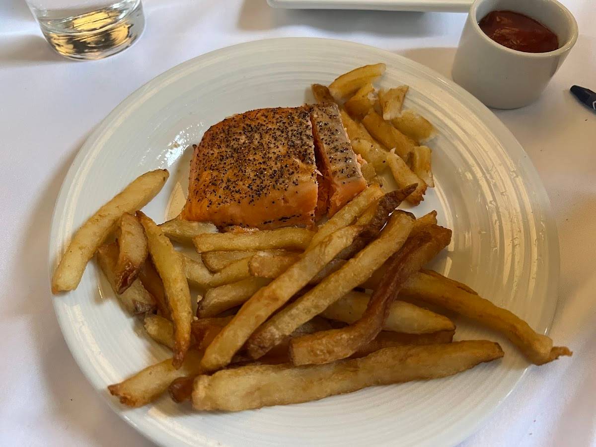 Ruth's Chris Steak House restaurant in Boston - photo 3
