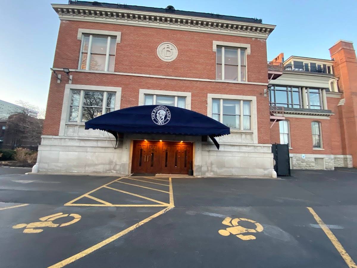 The Buffalo Club restaurant in Buffalo - photo 5