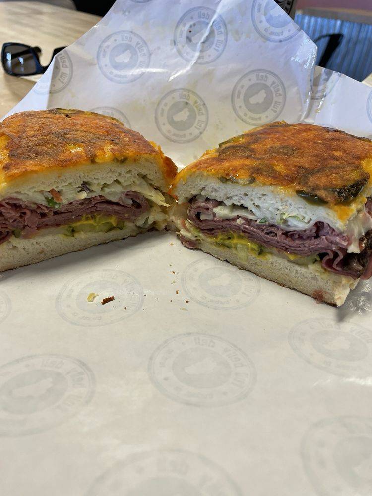 Full Belly Deli-Mill Street restaurant in Reno - photo 5