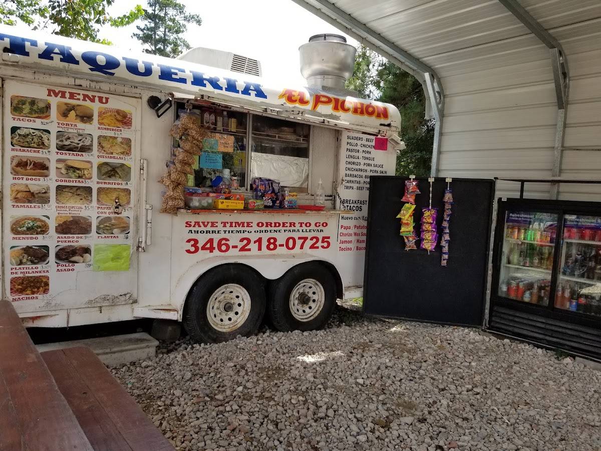 Taqueria El Pichón restaurant in Magnolia - photo 2